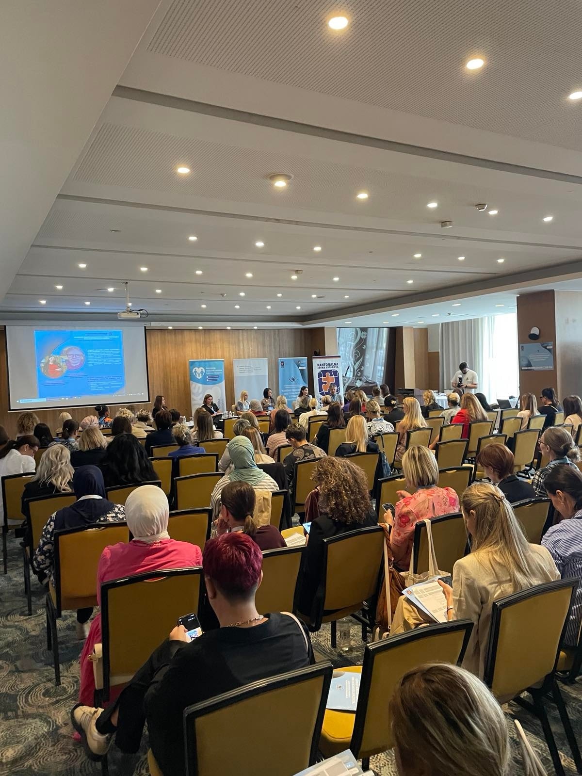 Ovih dana naš tim – psihologinja Alma Dudo i socijalni radnik Saib Hajdarević –