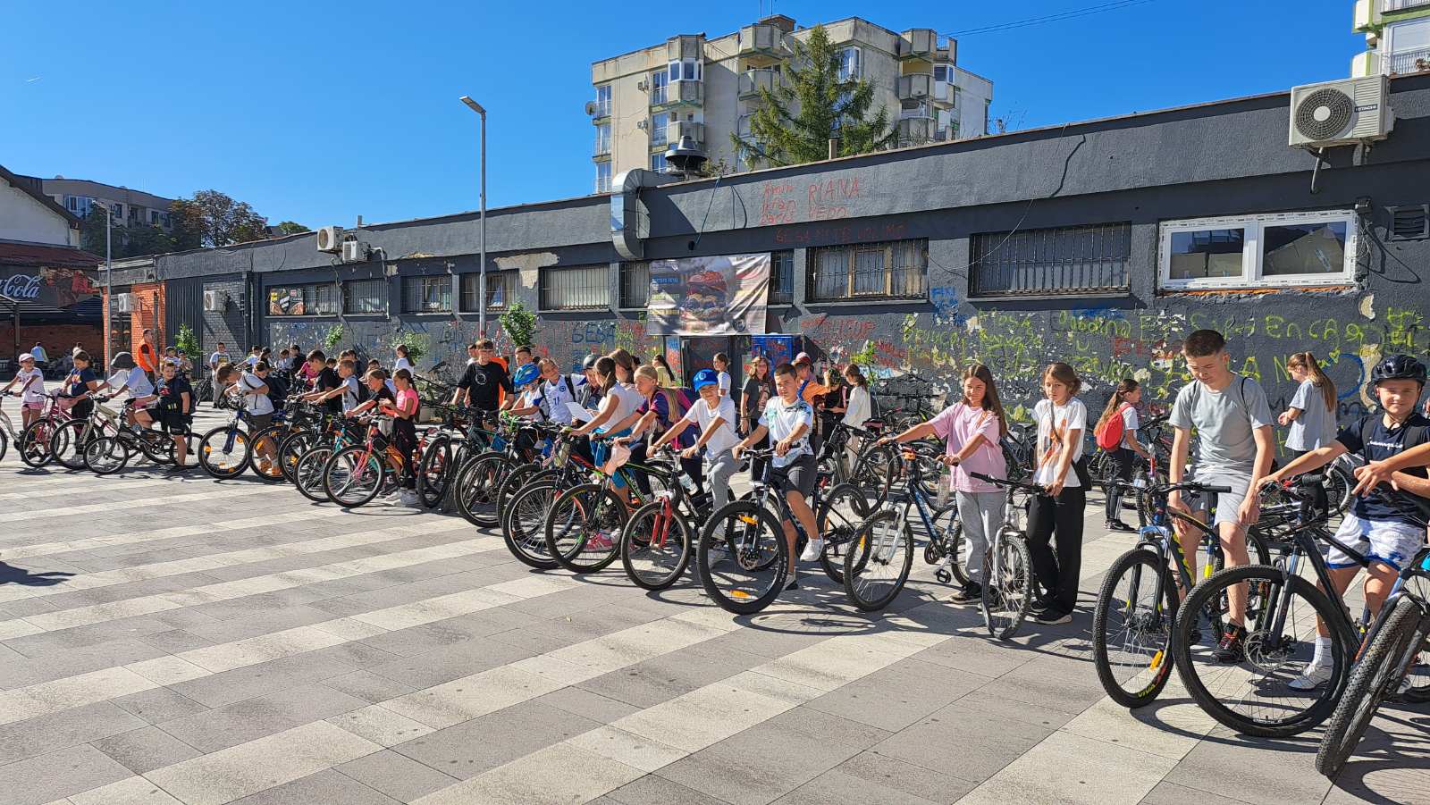 Učenici Prve osnovne škole Ilidža  zajedno s drugim učenicima ilidžanskih škola