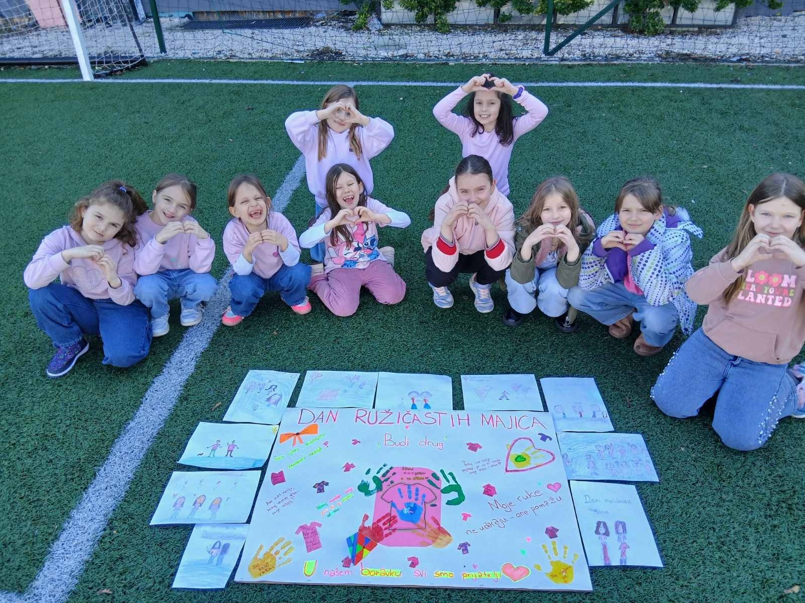 Danas smo u produženom boravku obilježili Dan ružičastih majica – dan borbe prot