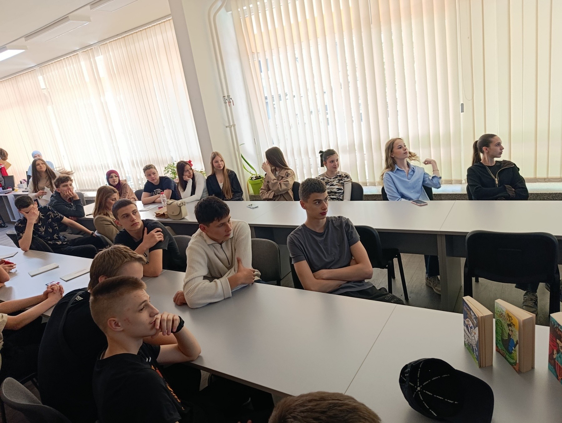 Naši maturanti u posjeti Četvrtoj gimnaziji Ilidža